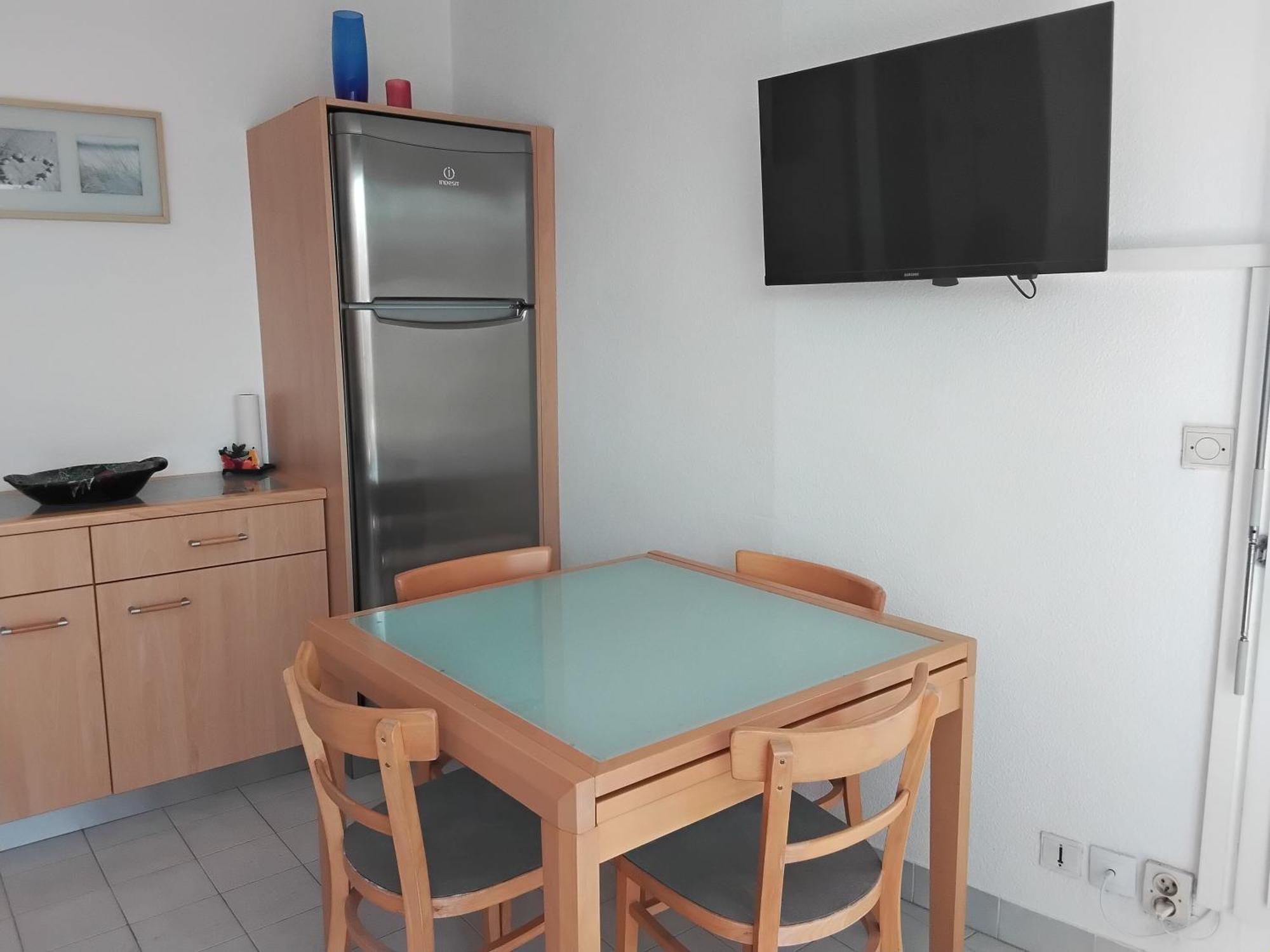 Vittoria Immobilier 10 - Reglement Sur Place -Cheques Vacances Acceptes La Grande-Motte Rom bilde