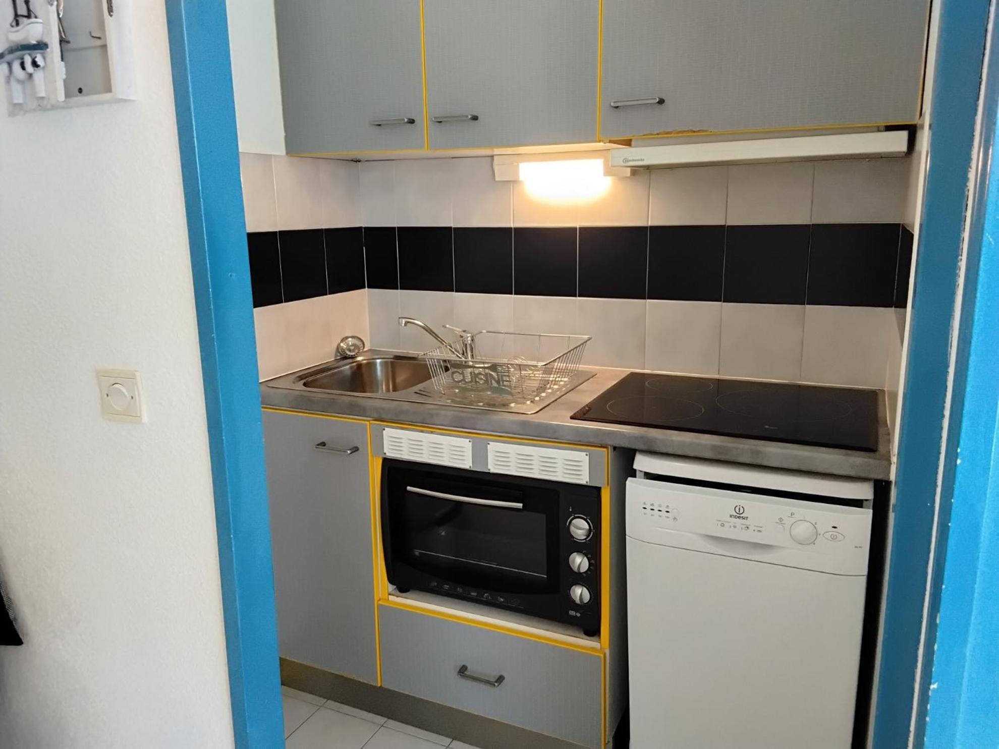 Vittoria Immobilier 10 - Reglement Sur Place -Cheques Vacances Acceptes La Grande-Motte Rom bilde